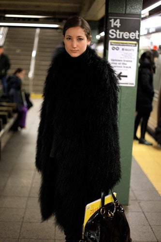 2-beating-hot-subway-photos-a