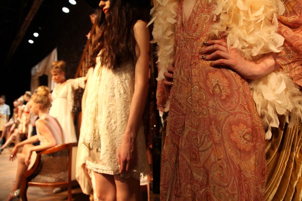 alice-olivia-ss2011-3