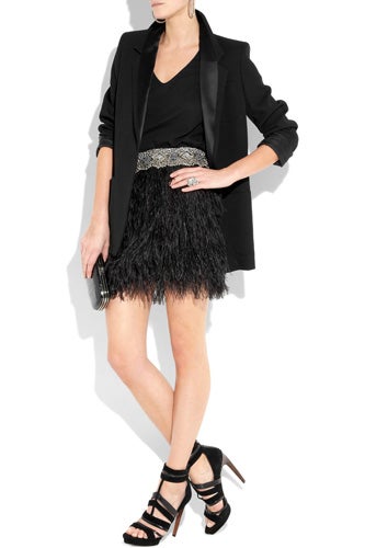 new-years-eve-outfit-ideas-feathers