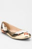 urban-outfitters-applique-flat