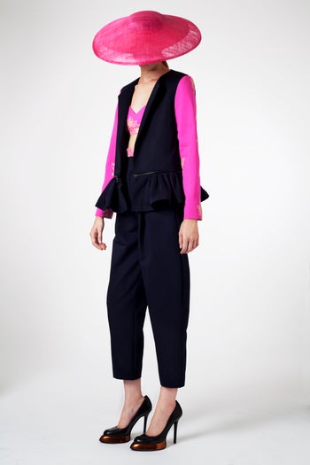LOOK 19