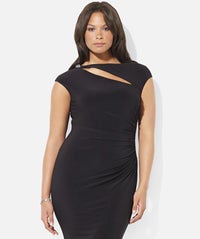 14 Gorgeous Plus-Size Dresses To Make You A Holiday Party Knockout opener