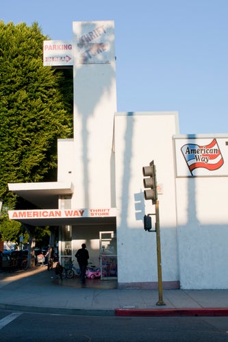 6 L.A. Thrift Shops Where You Can Score AND Save