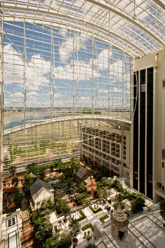 Gaylord-Hotel-2slide