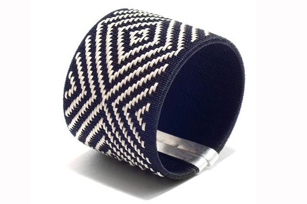 Global-Goods-Geo-Printed-Cuff_45slide