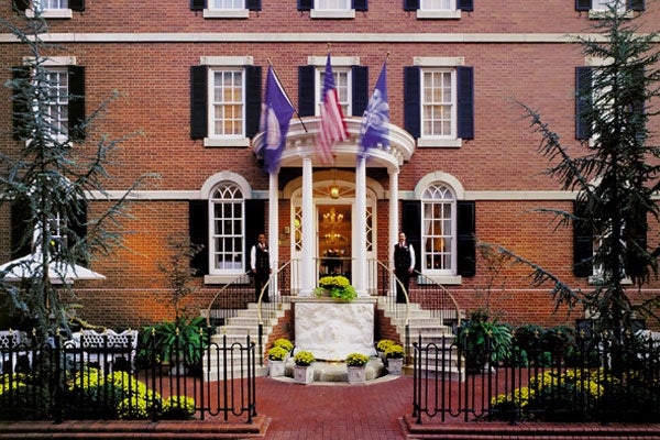 Morrison-Hotel-exterior-slide