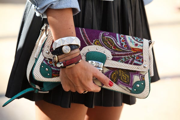 Gabriella-Mileti_Assistant-Stylist_Bag-is-ETRO_refinery29-39_Crystal-Schreiner