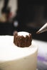hot to decorate a cake