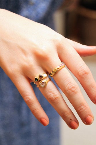 Jo-Lind-Love,-Adorned