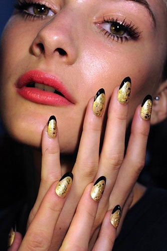 2012-nail-art-trends-foil