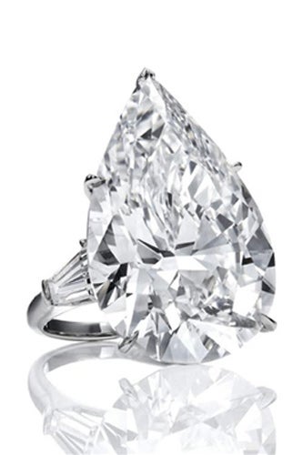 HarryWinston_PearShaped_PUR