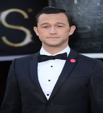 Joseph Gordon-Levitt
Just imagine, if you will, the delightful conversations these two would have. They would listen to records and maybe go out for milkshakes. They would have quiet, secret lives on which we'd want to spy. He'd be charmed by her brazen honesty and Southern grit, she'd appreciate his kindness and humor. It'd be dreamy...
But...just because we dream about it, doesn't make it a possibility. Secondly, JGL has kept his private life masterfully, well, private, so we honestly have no idea what's going on there. Also, he is just so adorable. Does Jennifer Lawrence do adorable? Doubtful.
Photo: Jim Smeal/BEImages
JGL