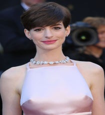 Anne Hathaway’s Bold BrowsThe Les Misérables actress, who also won for Best Supporting Actress, turned heads with her understated style. Her statement-making eyebrows (also a big runway trend) make her doe eyes pop and balance her full lips. Brides looking for an enhanced take on natural beauty should take note.Photo: Jim Smeal/BEImages rexusa_1255640kh