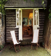The-Lodge-Writing-Shed-in-the-garden-at-Monk's-House,-East-Sussex