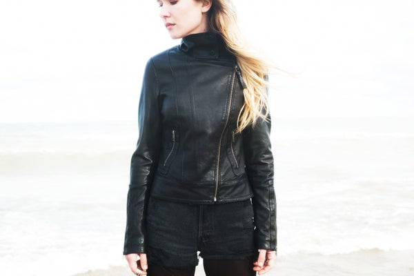 02_WildBelle_0102