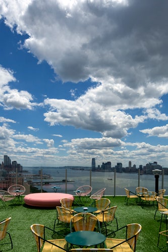 StndNY_LeBain_rooftop(ToddEberle)