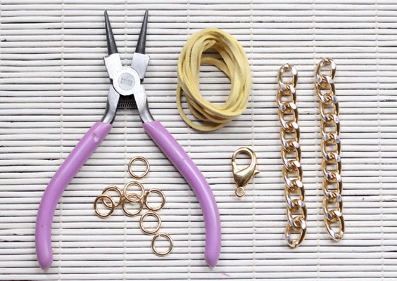 I Spy DIY Shows Us How To Make The Coolest Chain Bracelet, Ever ispydiy_bracelet_R29_supplies