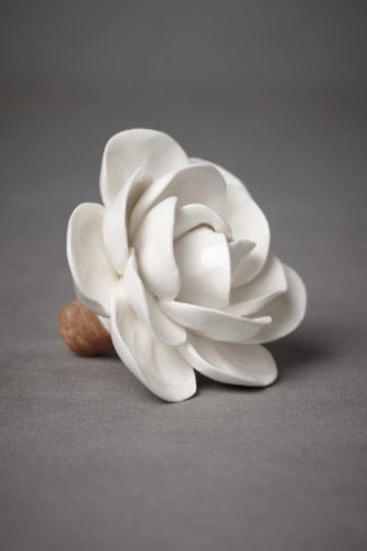 BHLDN_Cape-Jasmine-Bottle-Stopper_6