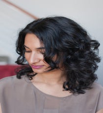 Note: This quirky-cool style is ideal for looser curls. 15_23_style3_before