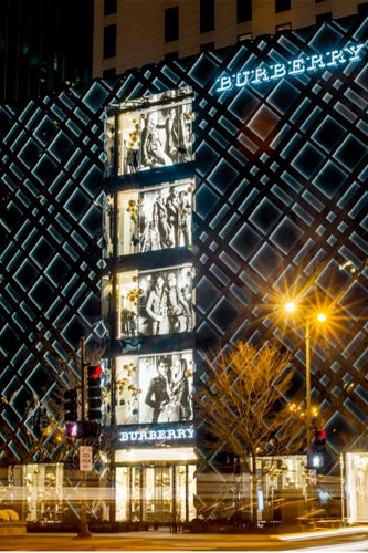 Peep Snaps From The Amazing New Burberry Store!