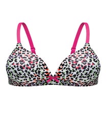 —SPONSORED—
Of course, no matter what must-haves you add to your closet, you’ll always need a strong, stylish foundation underneath. The Lily of France® Extreme Wireless Push-Up bra is not just soft and comfortable, but also features a sliding J-hook for rocking racerback looks. Printed with patterns as colorful as anything you’d wear over it, it’s the ultimate supporting player, whatever your style.
Shop for this and more styles at www.lilyoffrance.com LOF_resized_sponsoredslide