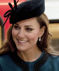 Like A Van-Driving Mom Of Yore, Kate Middleton Wears A "Baby On Board" Pin kate-opener