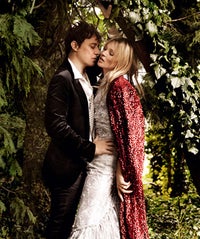 She Wore A Red Glitter Cape, And 5 More Reasons We Love Kate Moss' Wedding op