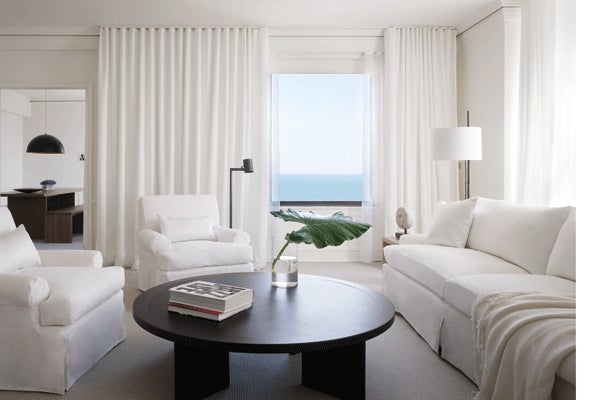 It's Your Last Chance To Show PUBLIC Your PDA & Get A Free Room!