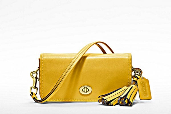 coachlegacy-yellowclutch