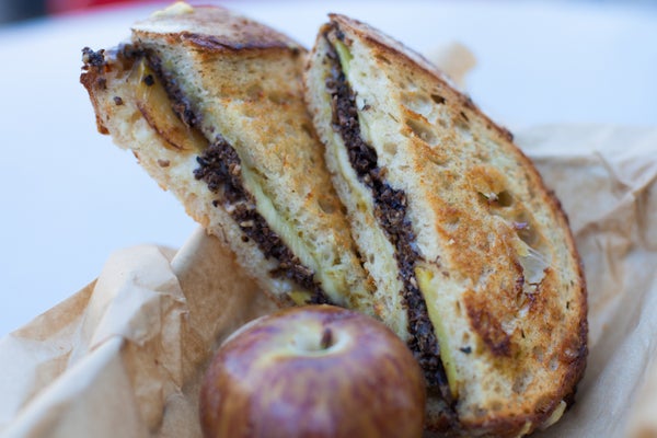 007_American Grilled Cheese Kitchen