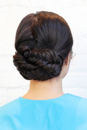 Goodbye, Boring Office Hair: These 3 DIY Looks Are Made For Your 9-to-5