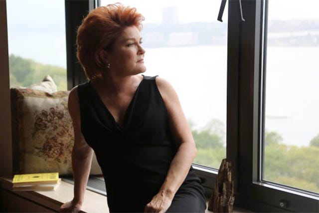 KateMulgrew3
