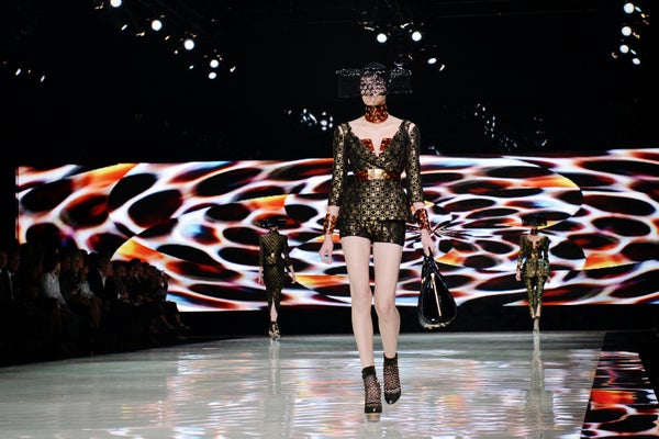 01_McQueen_SS13_NinaW_14