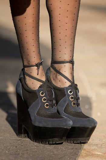 Leandra Medine, Man repeller, Burberry shoes