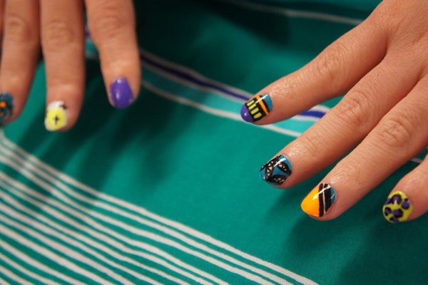 lisa-dionisio-nail-art-stalking