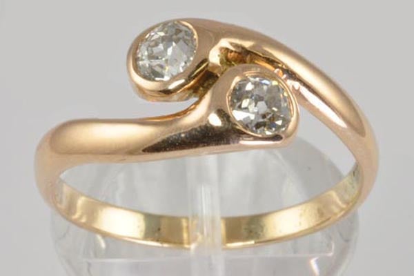 affordable vintgage jewelry $425