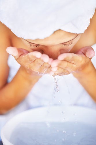 skin-care-habits-cleanse