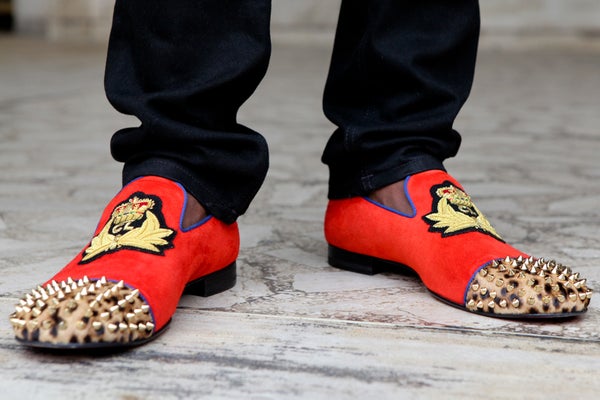 26_21_gregory-lowe_mobile-app-developer_shoes-by-louis-vuitton_refinery29-57_CrystalSchreiner