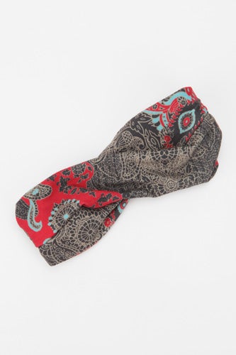 Found: The Best Accessory For Lazy Hair Days