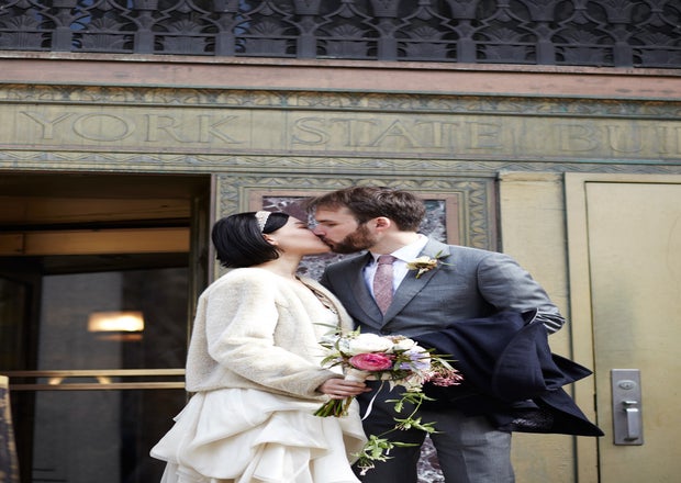 12 Couples, 12 Beautiful City Hall Weddings 001_001_CityHallWeddingsDay02_229