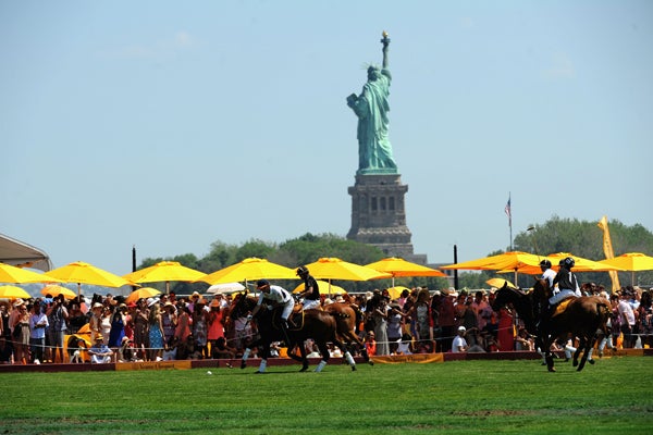 Polo Pics! Matthew McConaughey, Ashley Olsen, & Rosario Dawson Stomp Divots