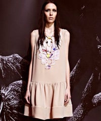 Gretchen Jones Makes Us Dream Of Jungles And Drop Waists op