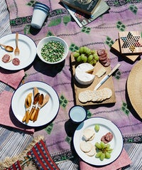8 Tips To Entertaining Over A Whole Weekend opener_site