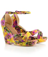 12 Summer Shoes That Ring In Under $50! opener