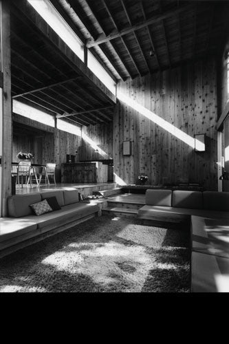 BONAGUIDI HOUSE. COURTESY OF FIRE ISLAND MODERNIST: HORACE GIFFORD AND THE ARCHITECTURE OF SEDUCTION.