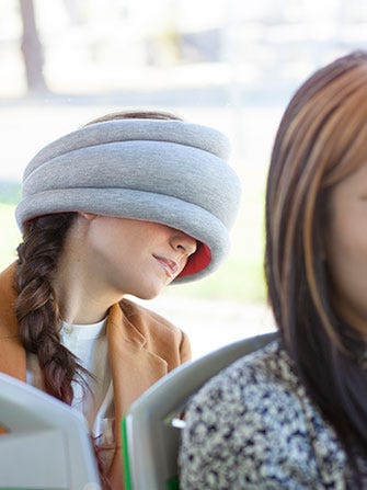 OSTRICH-PILLOW-LIGHT_STUDIO-BANANA-THINGS_005-(1)